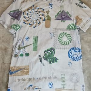 NIKE FESTIVAL TEE